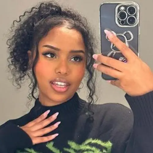 Akela - Bio, Facts, Age, Family Life