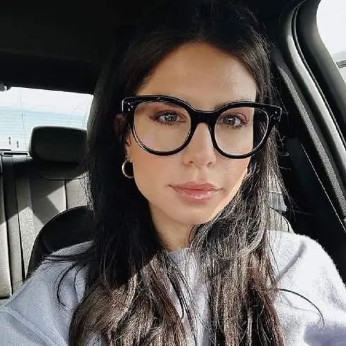 Alex Clark - Bio, Facts, Age, Family Life