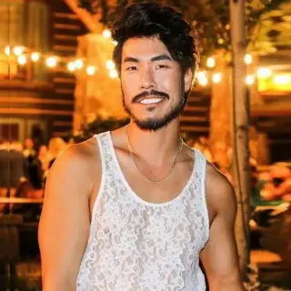 Eugene Lee Yang